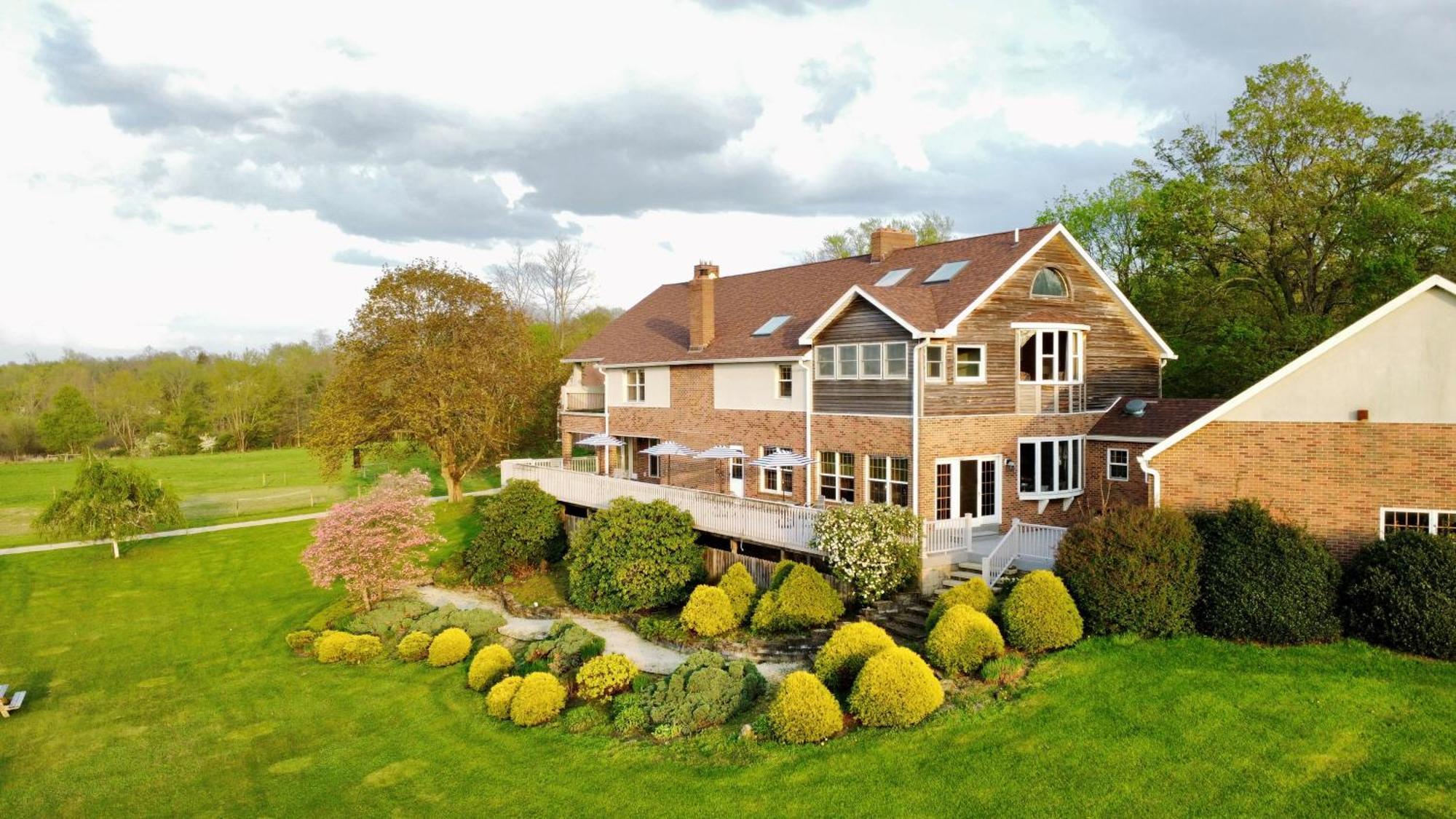 Warner-Concord Farms Bed & Breakfast Geneva Εξωτερικό φωτογραφία