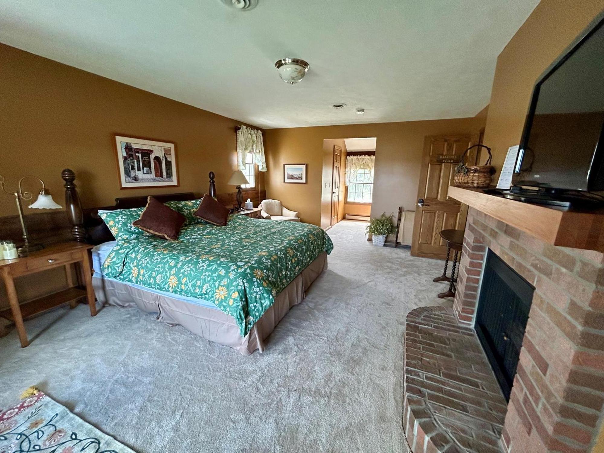 Warner-Concord Farms Bed & Breakfast Geneva Εξωτερικό φωτογραφία